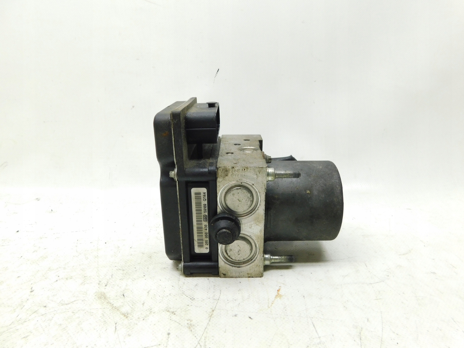 Насос ABS - AUDI A6 C6 4F0910517L 4F0614517L