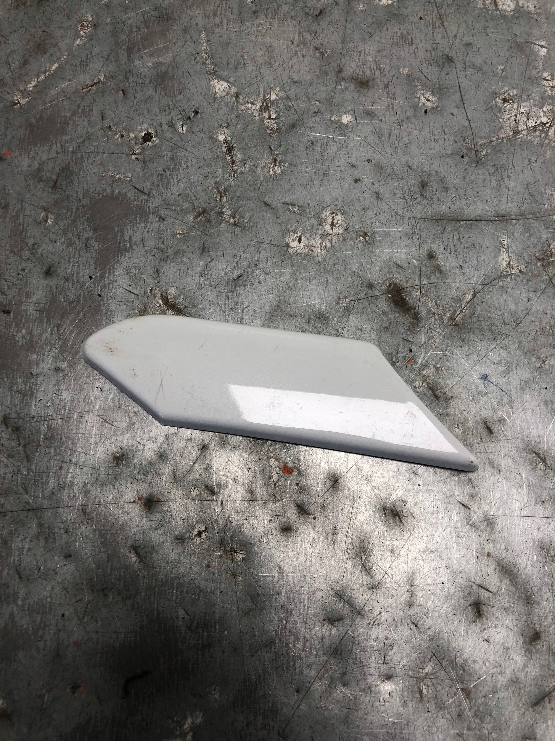 moulding SLUPKA left front VW ID4 ID.4 11A853265