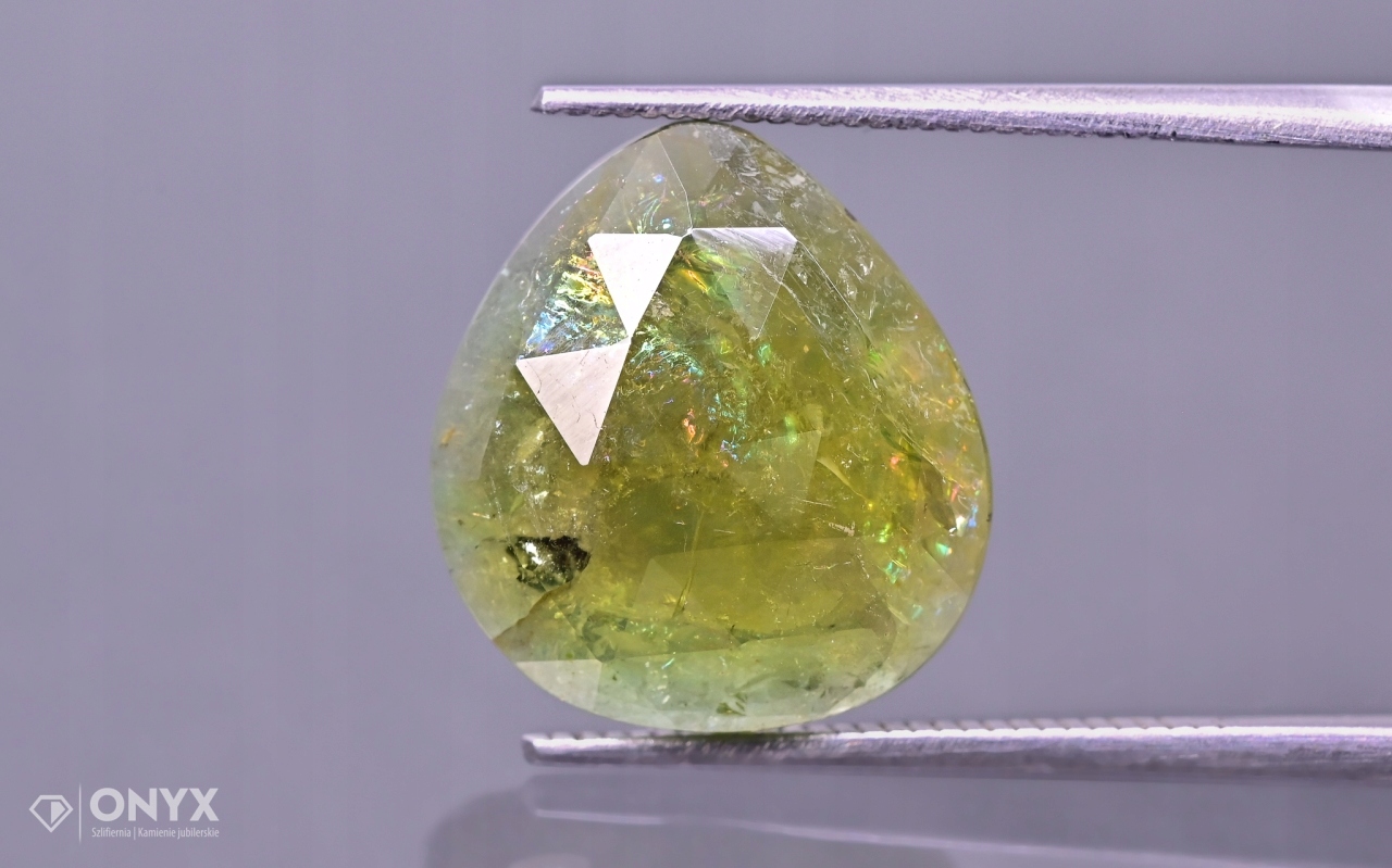 Turmalínová fazetovaná rozeta 14,5x13,5 mm