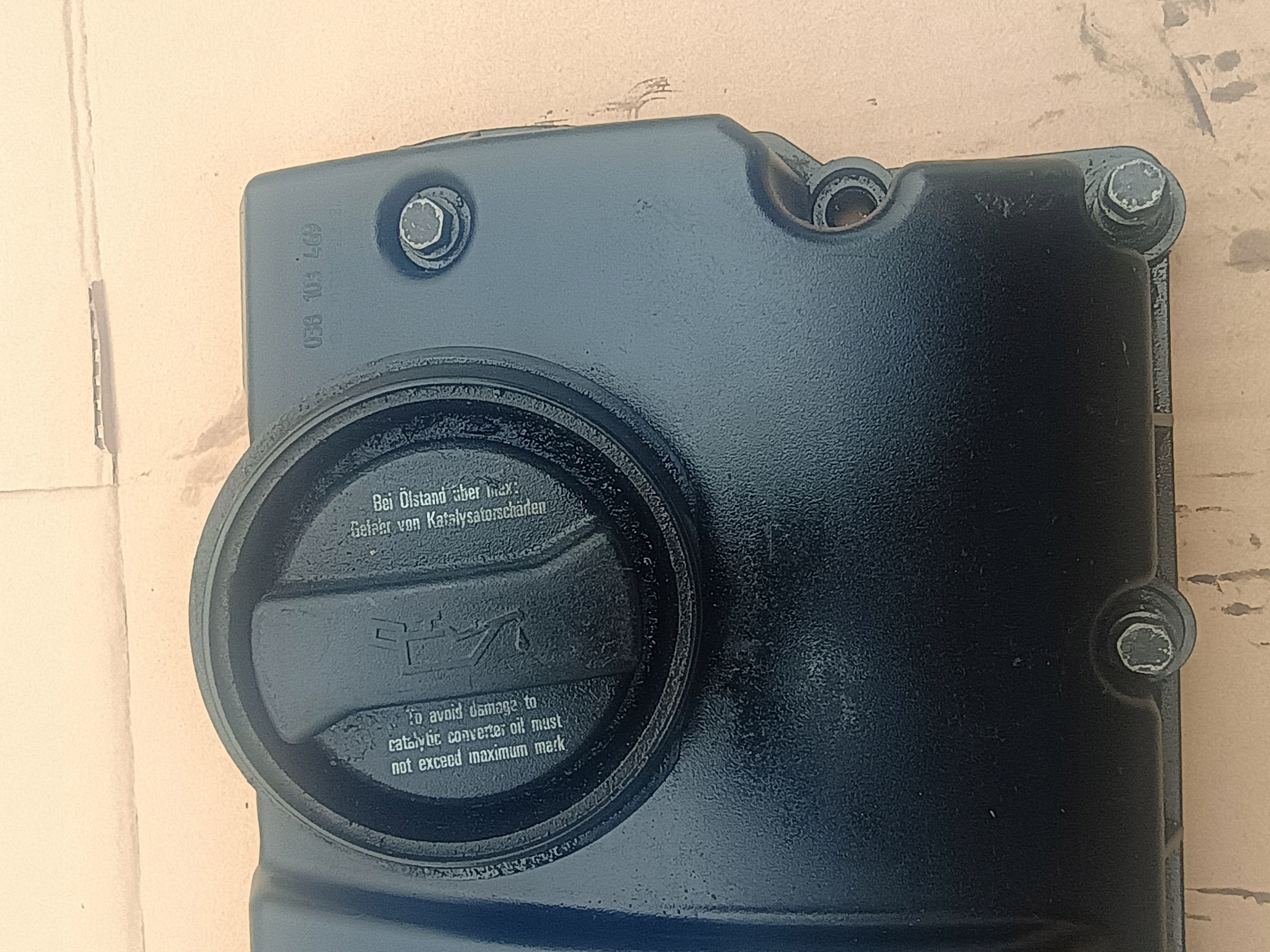 Abdeckung der Ventile 038103469 VW SKODA SEAT 1.9 TDI