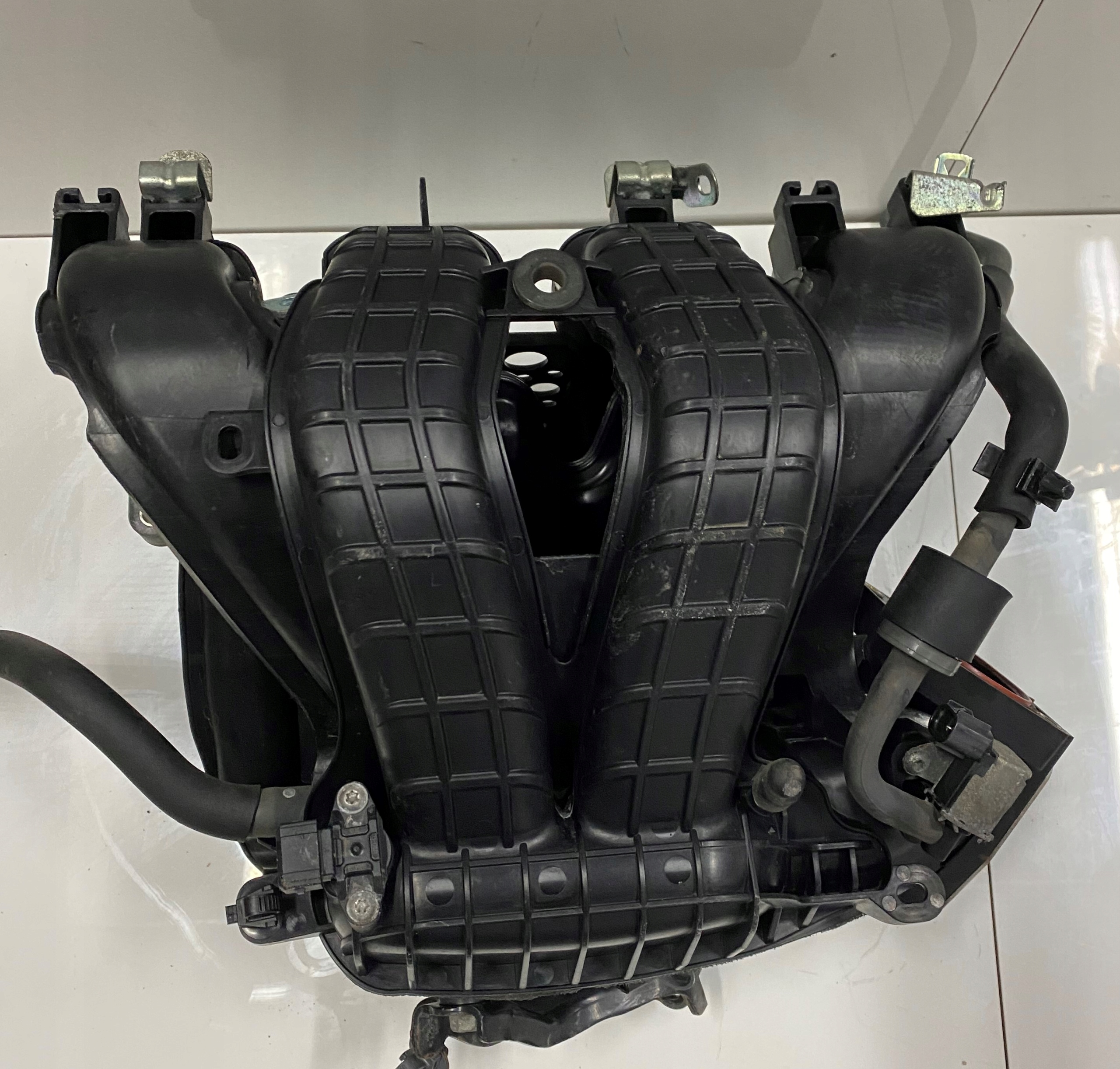 Впускний колектор Mitsubishi Outlander III 1502A016