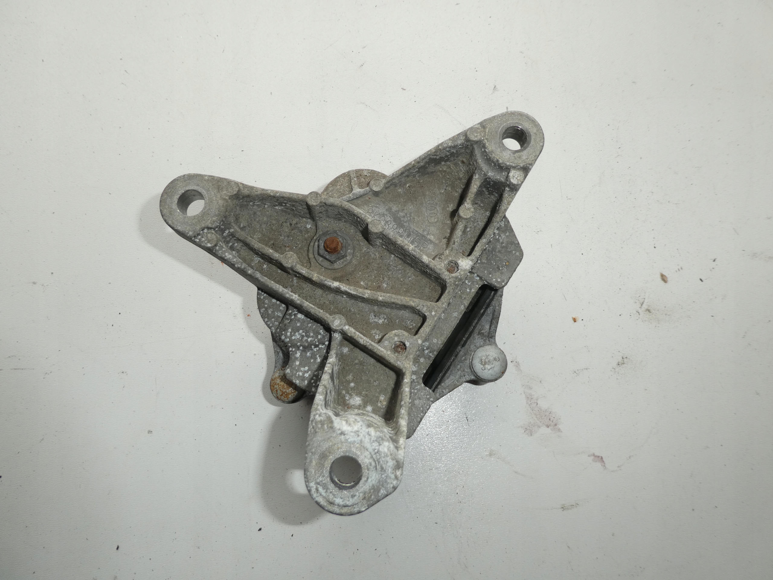 holder gearbox mounting AUDI A4 A5 8K0399115R