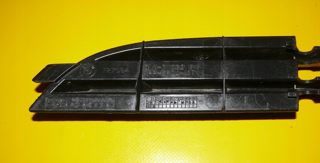 grid of a bumper left left front BMW E46 LIFT 02-06r. 7032613