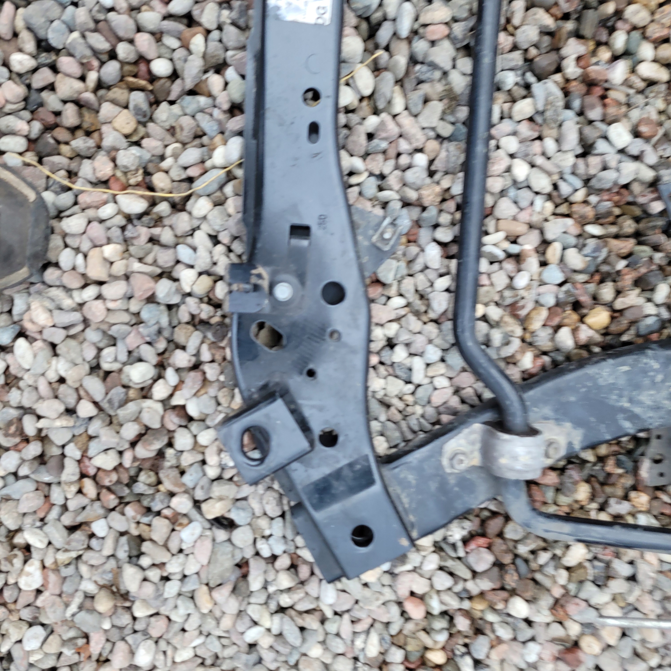 subframe axle beam TRAWERS DACIA DUSTER II 2020 ROK