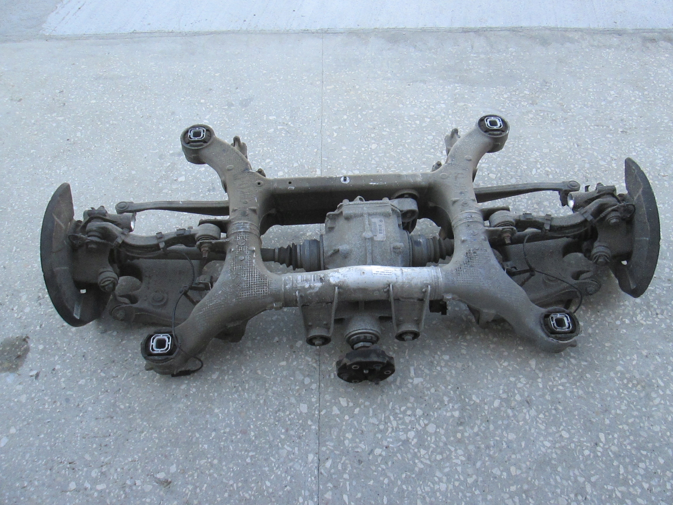 BMW F30 320 328 semi-axis rear left right joint