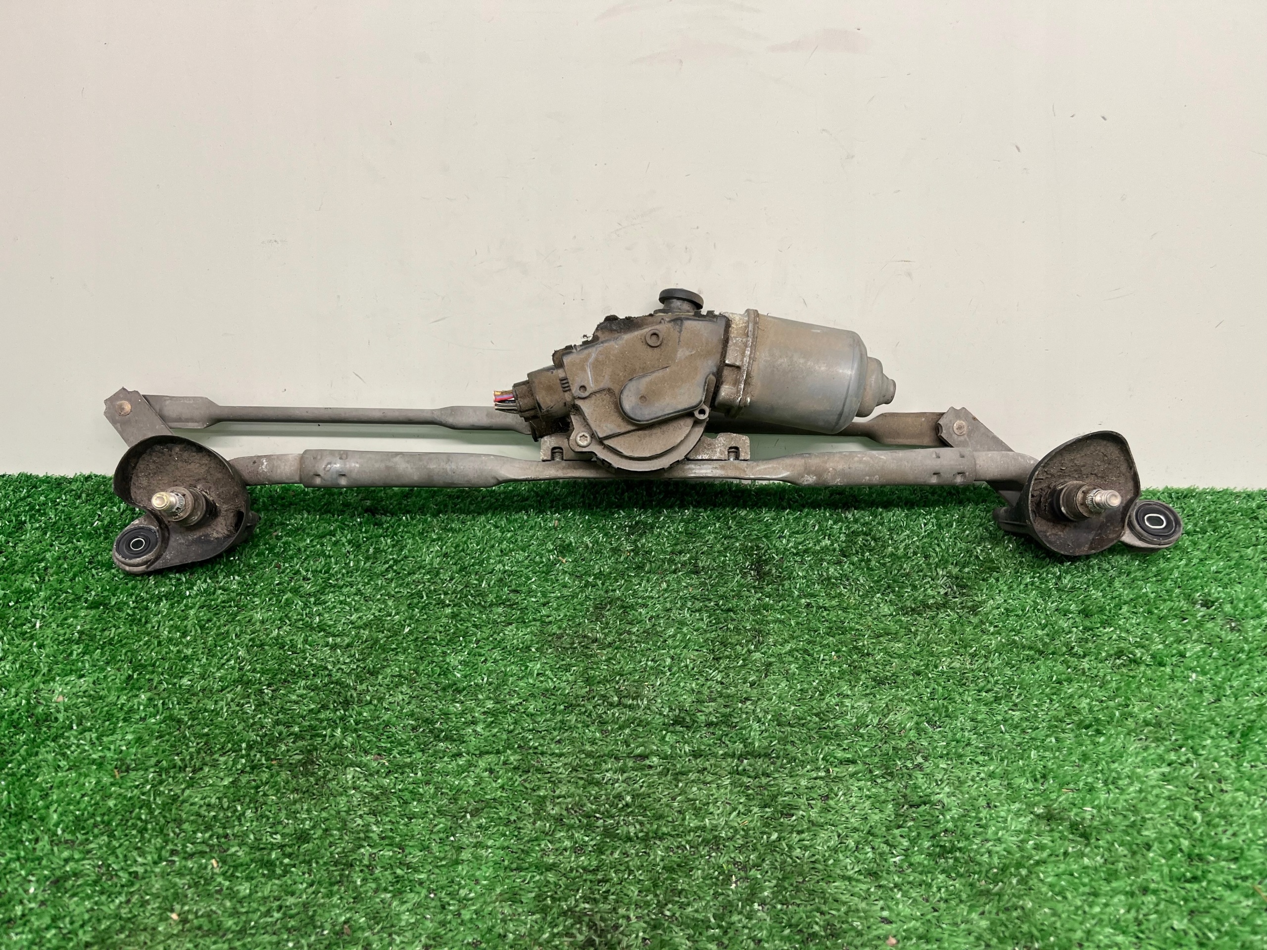 wiper mechanism front LEXUS IS220D 2008 85110-53040