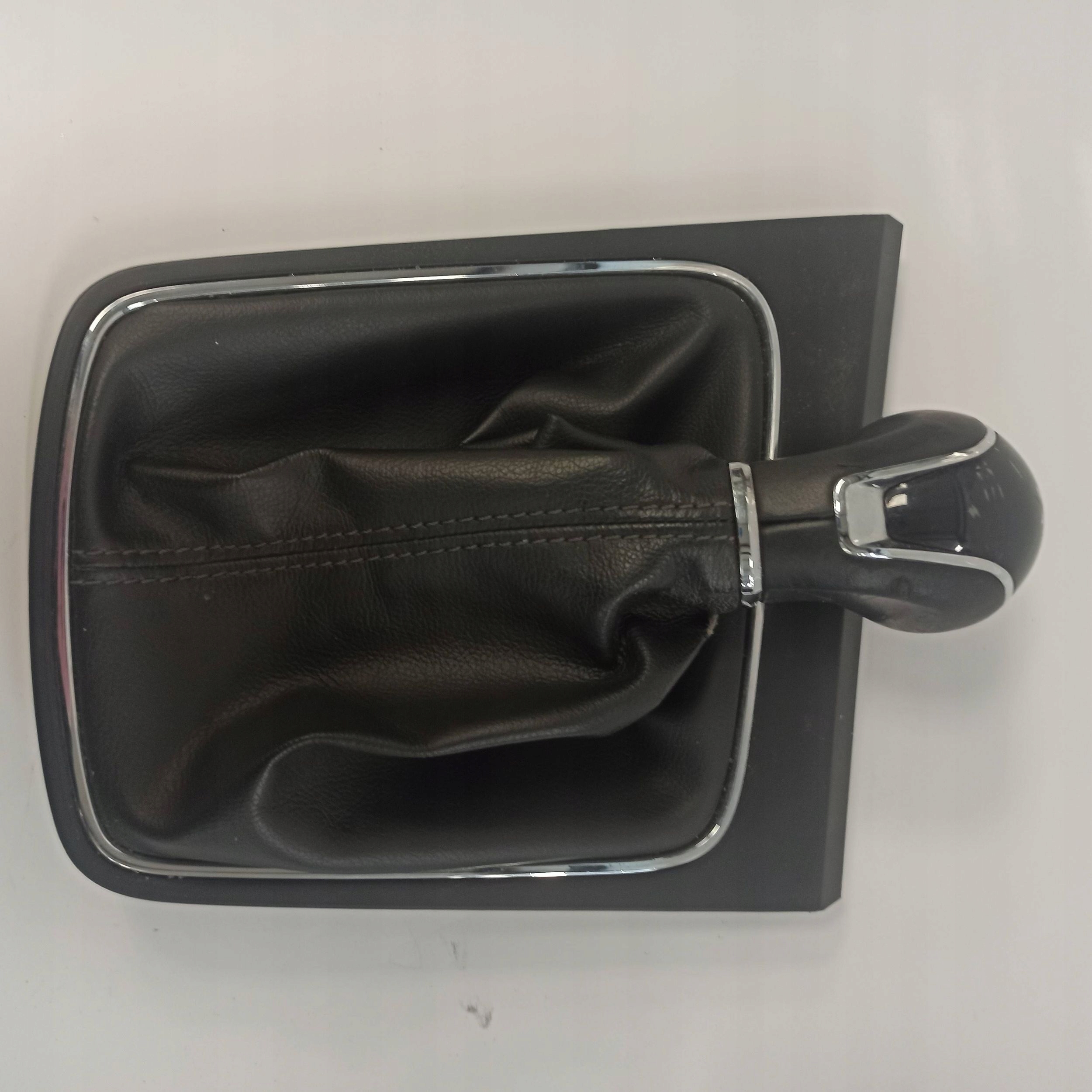 SEAT LEON III GAŁKA ZMIANY BIEGÓW + MIESZEK 5F1711113N