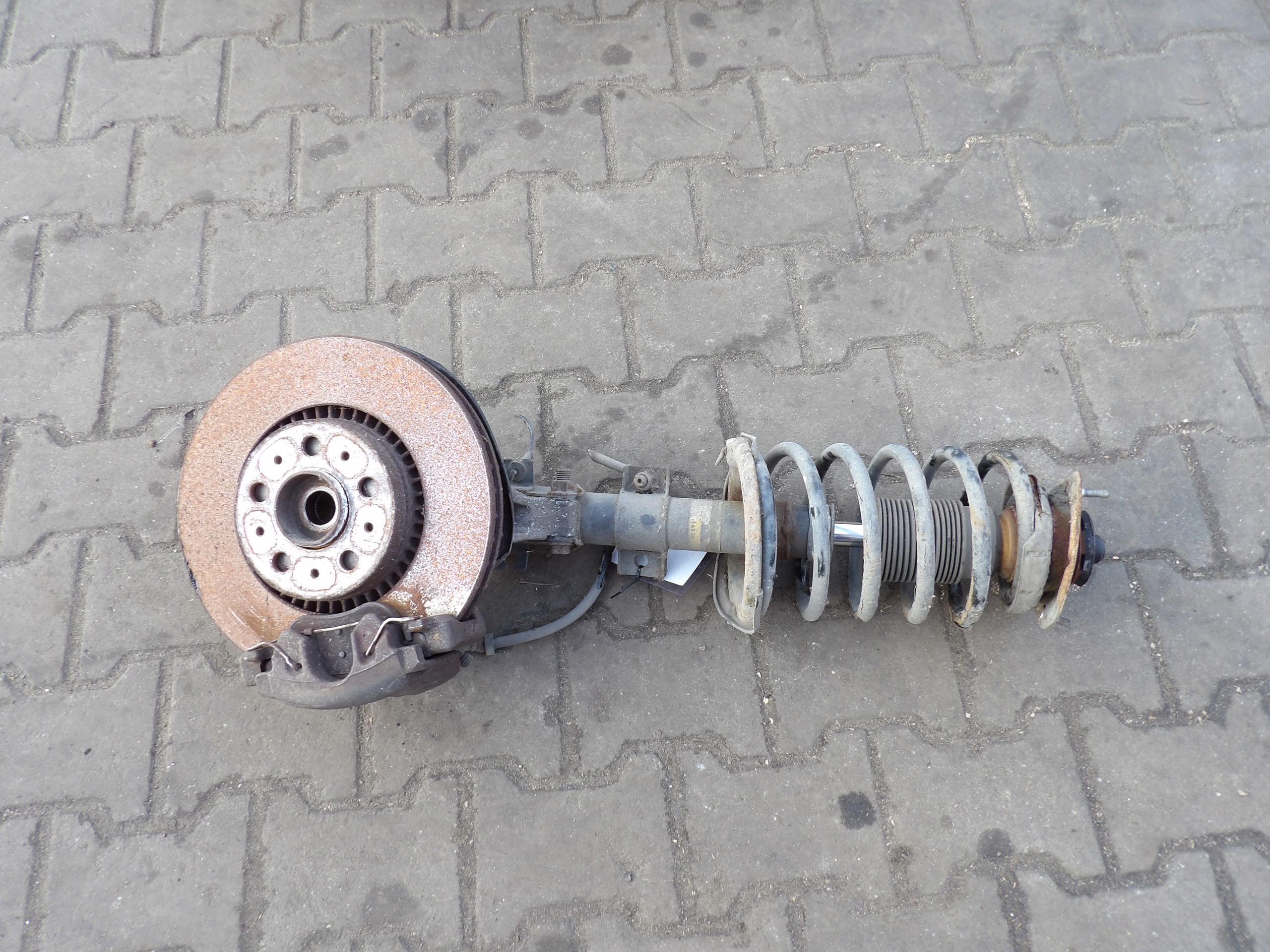 Volvo S60 2,4D sususpension front right 9461944