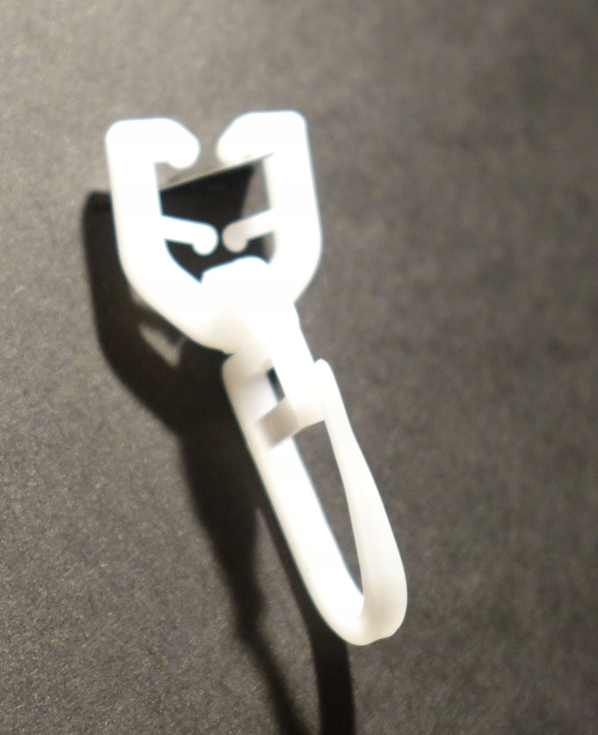 Haczyki do zasłon SCANIA S/ R od 2017 RENAULT PRENIUM MAGNUM 25szt spinki Rodzaj osłony przeciwsłoneczne