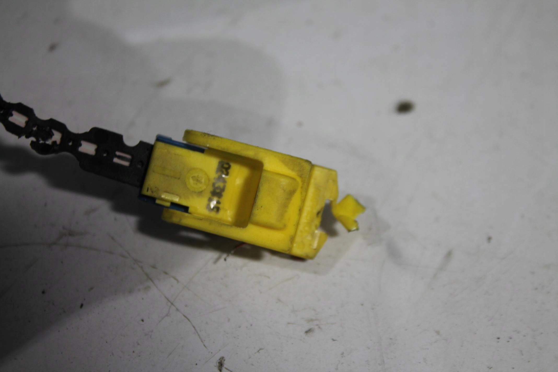 commande levier commodo sous volant commodo RENAULT CLIO IV 12