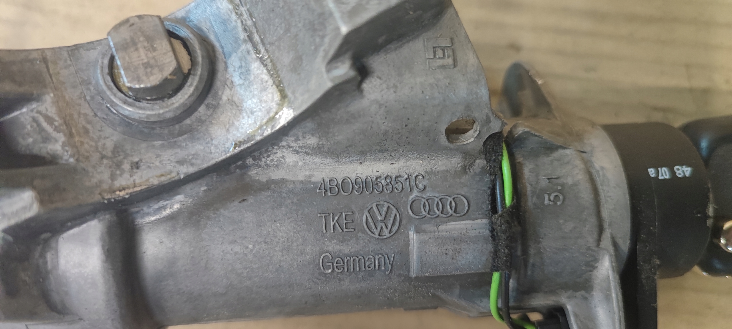 SKODA FABIA II 07-10r. ignition + key petrol