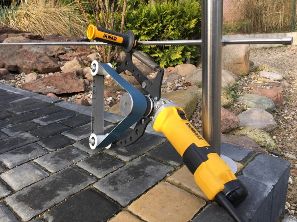 PRZYSTAWKA DO OBRÓBKI SZLIFOWANIA RUR BALUSTRAD REGRA Dewalt 4257 DWE