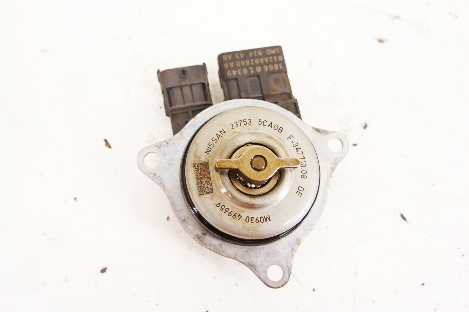 LE171 Infiniti Q50 3.0 и распределительный клапан 23753-5CA0B