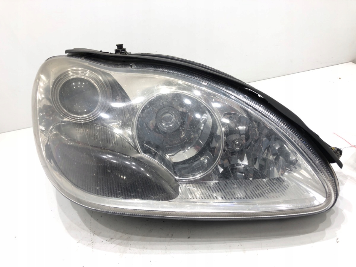 REFLEKTOR PRAWY PRZÓD MERCEDES W220 A2208202461 98-05 LAMPA