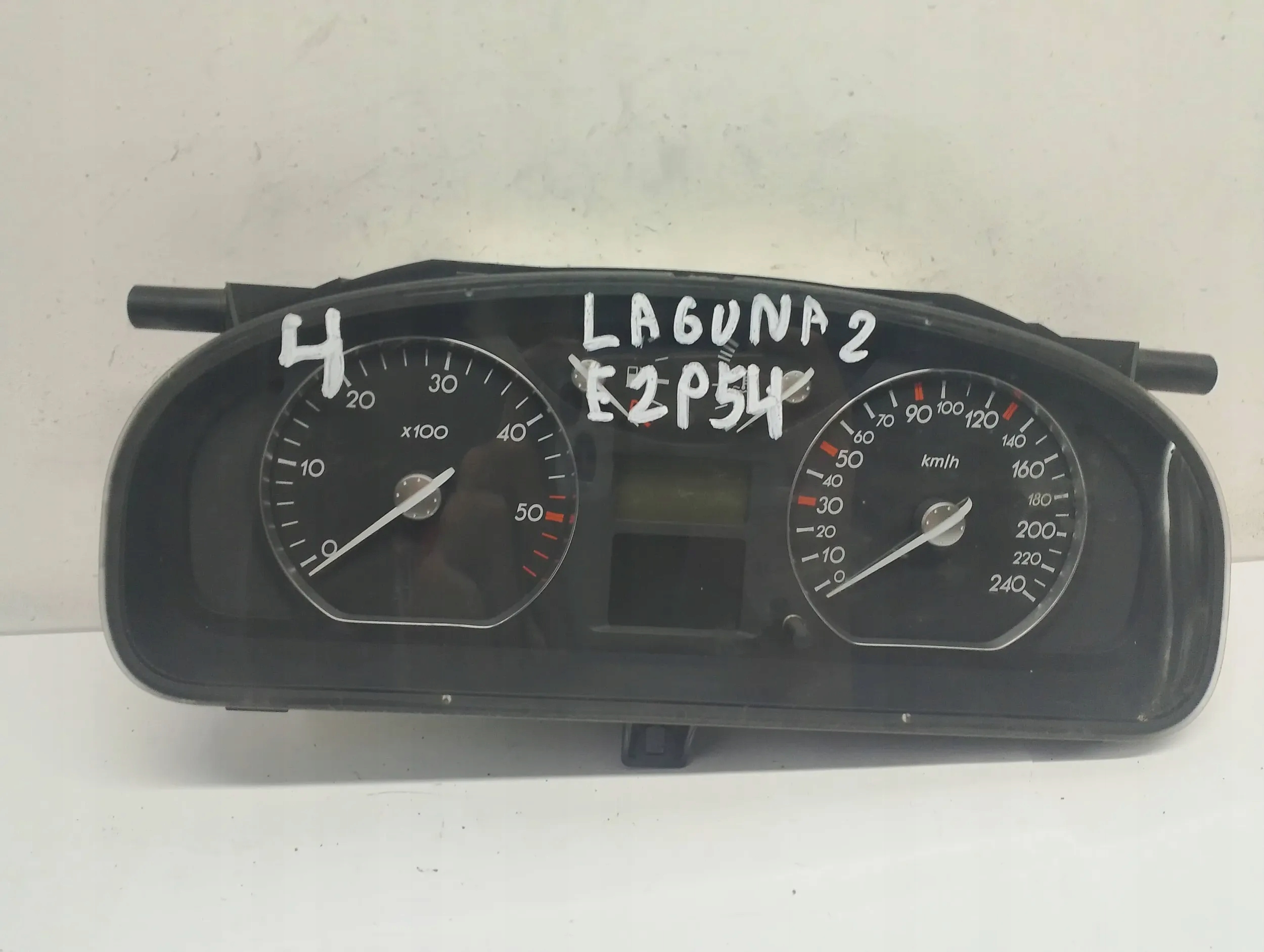 dials clock RENAULT LAGUNA 2 II 1.9 DCI 8200263357