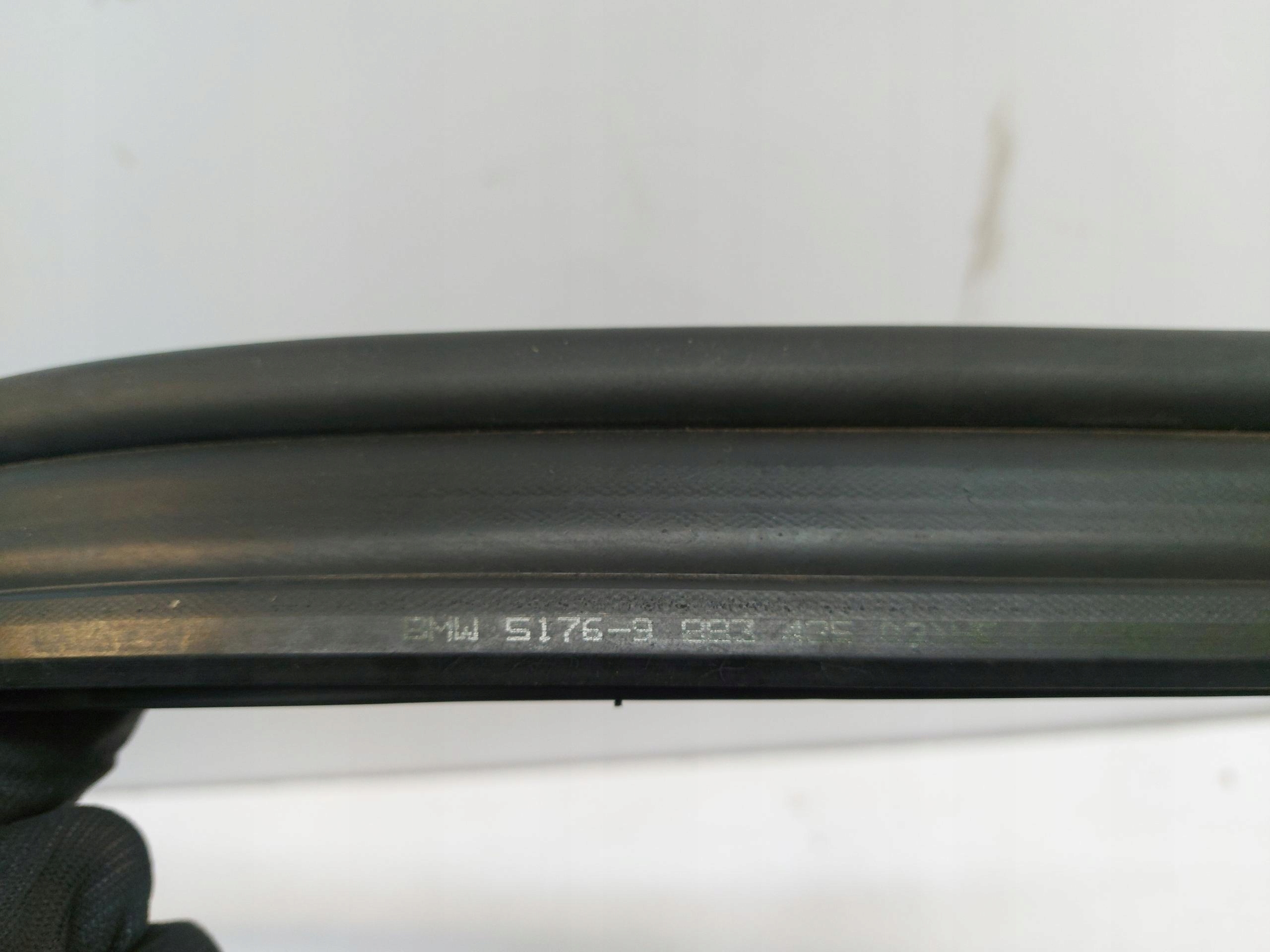 BMW iX1 X1 U11 Joint Sous vitre 9293435