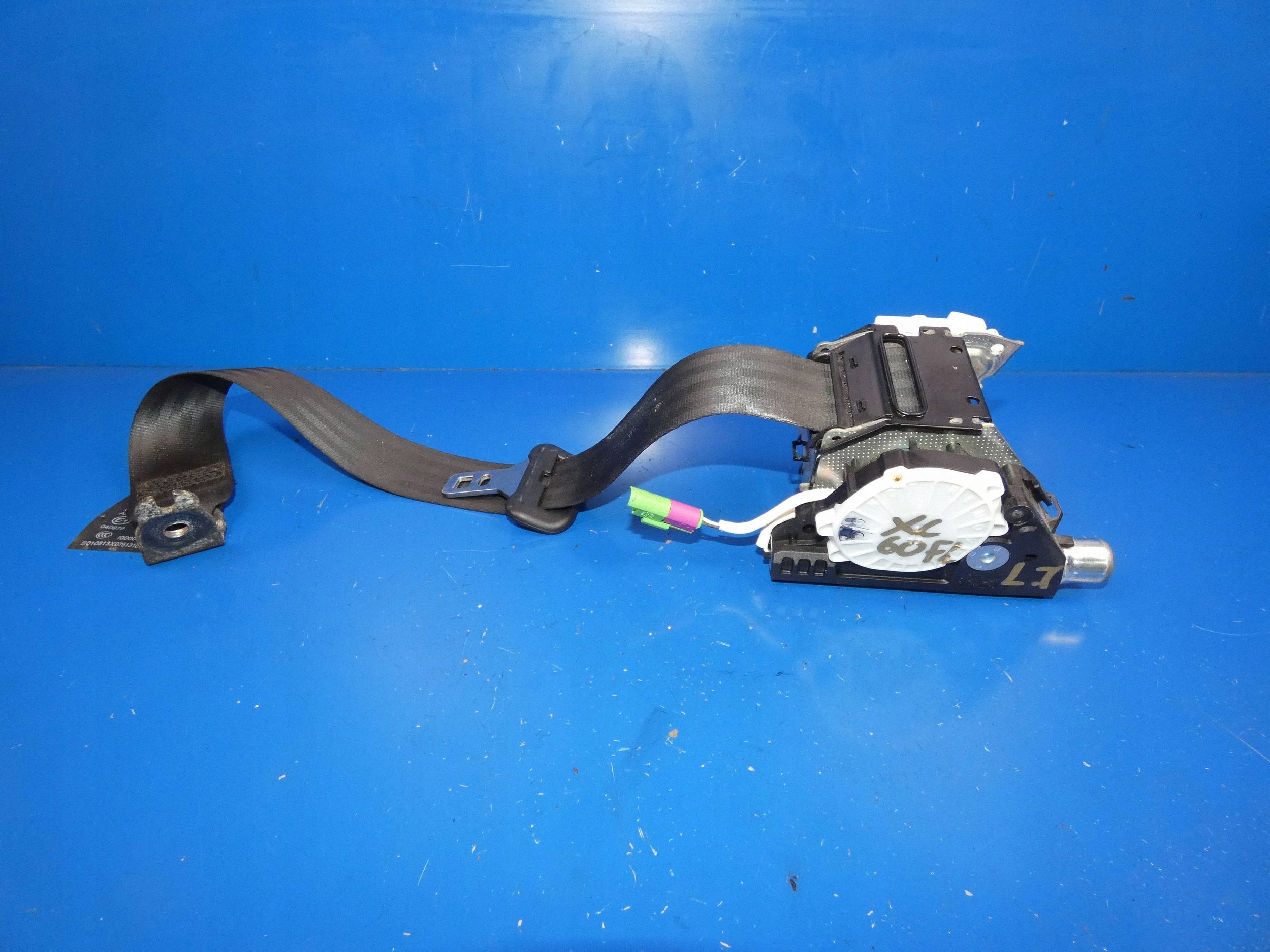 VOLVO XC60 und Gurten Sicherheits links heck hinten