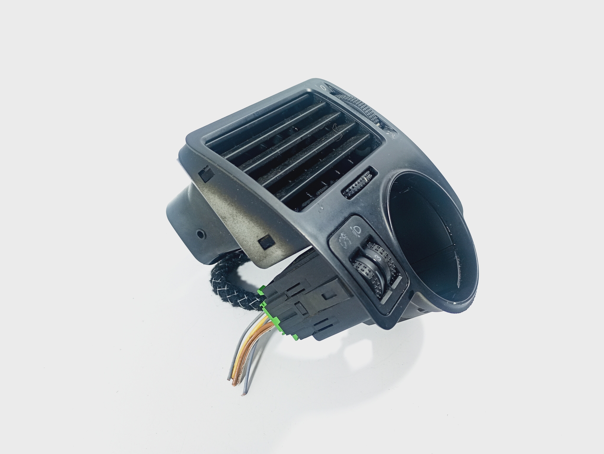 grid air conditioning devices air left driver´s OE 1J1819703D VW Bora 98-05