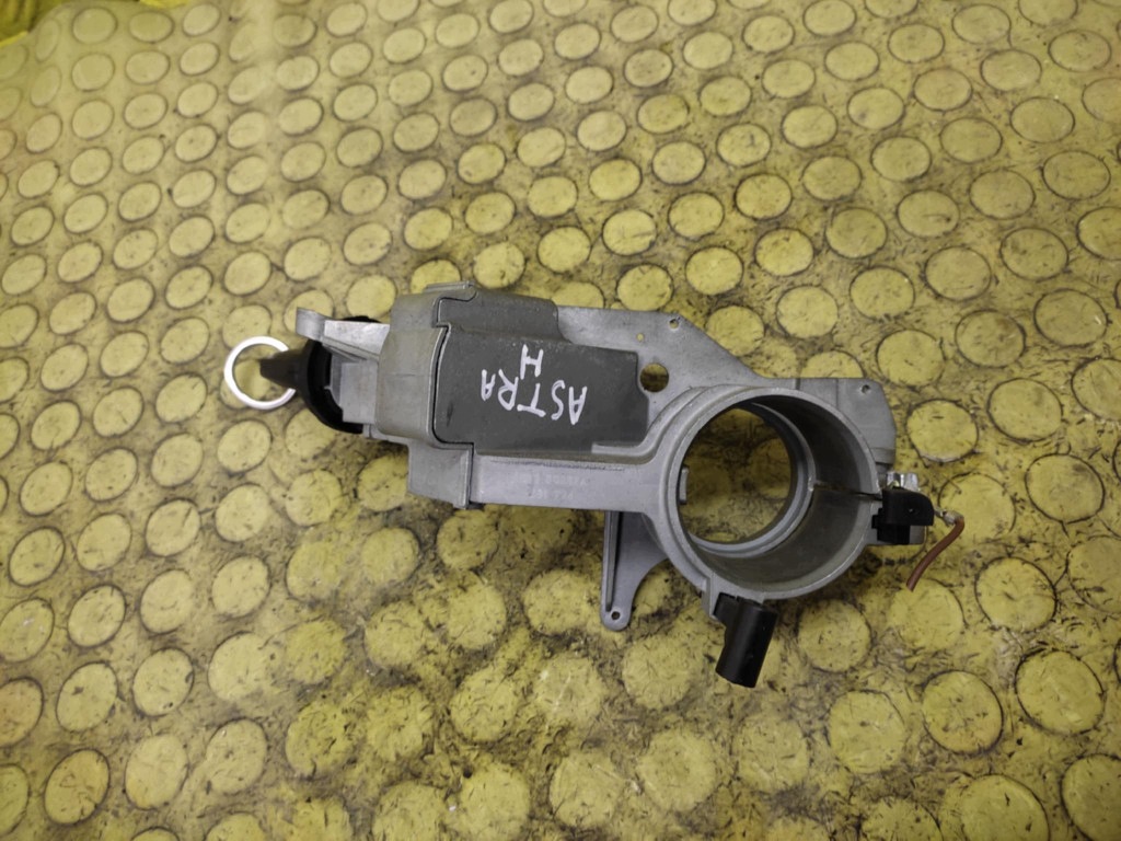 OPEL ASTRA H ignition key 281726