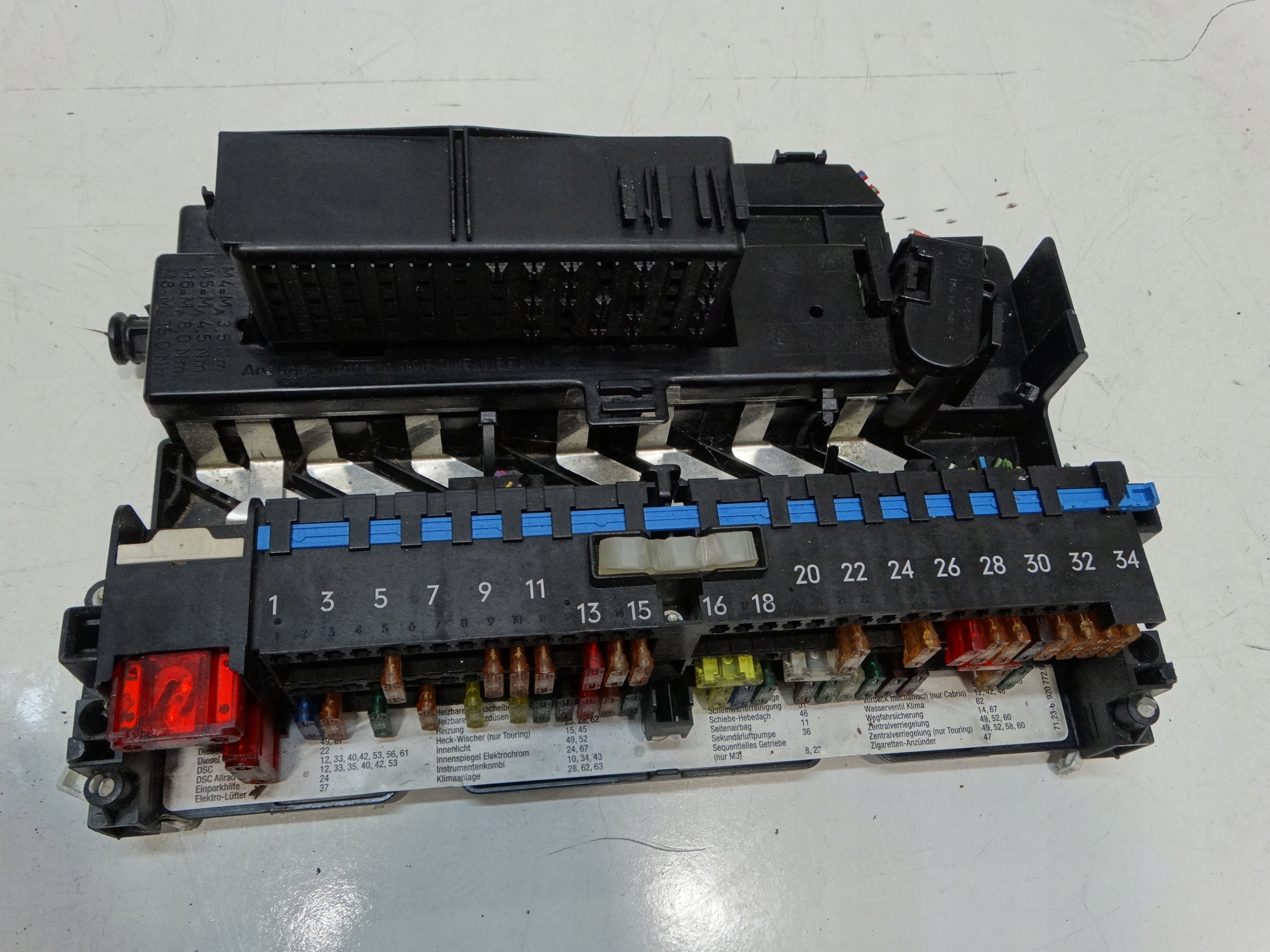 Module fusibles BMW E46 8364540