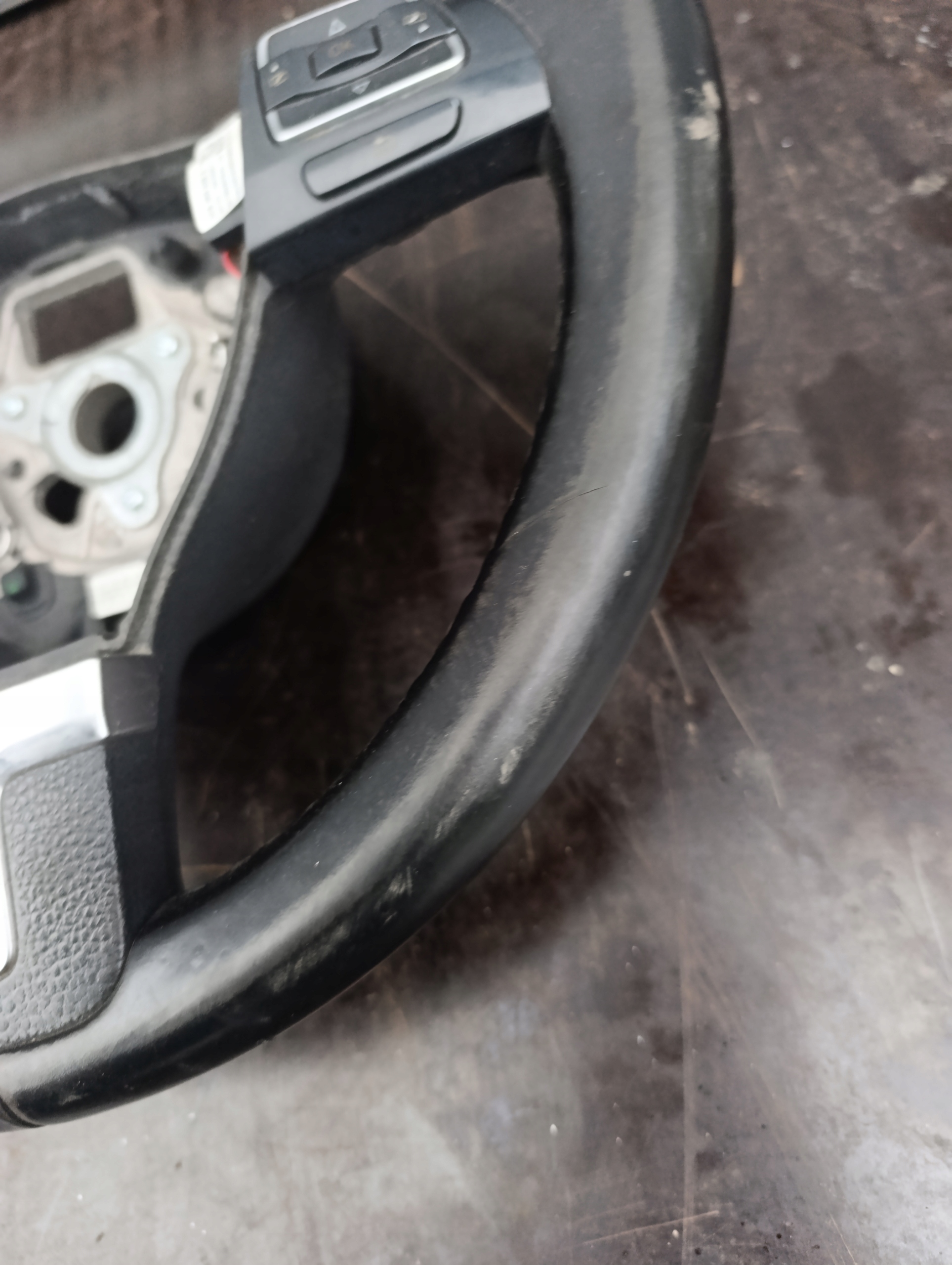 VW T5 LIFT lenkrad MULTIFUNKCYJNA/ MULTIFUNKCJA