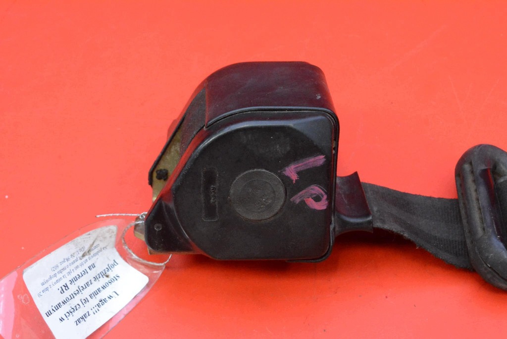 seat belt right front VW TRANSPORTER T3 DOKA LIFT 85-92