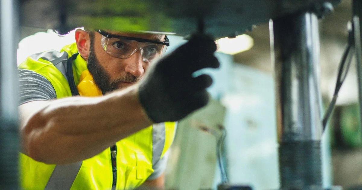 OKULARY OCHRONNE ROBOCZE ANTYODPRYSKOWE GOGLE BHP Typ ochronne