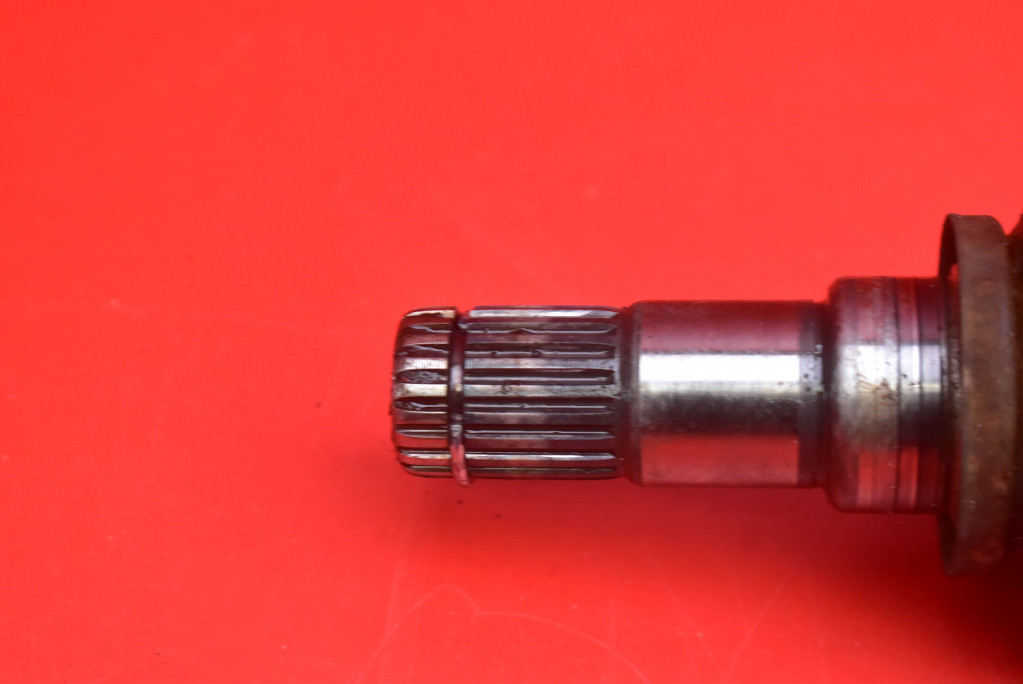 semi-axis right front TOYOTA AURIS 1 and 1.4 D-4D 90 KM 06-09
