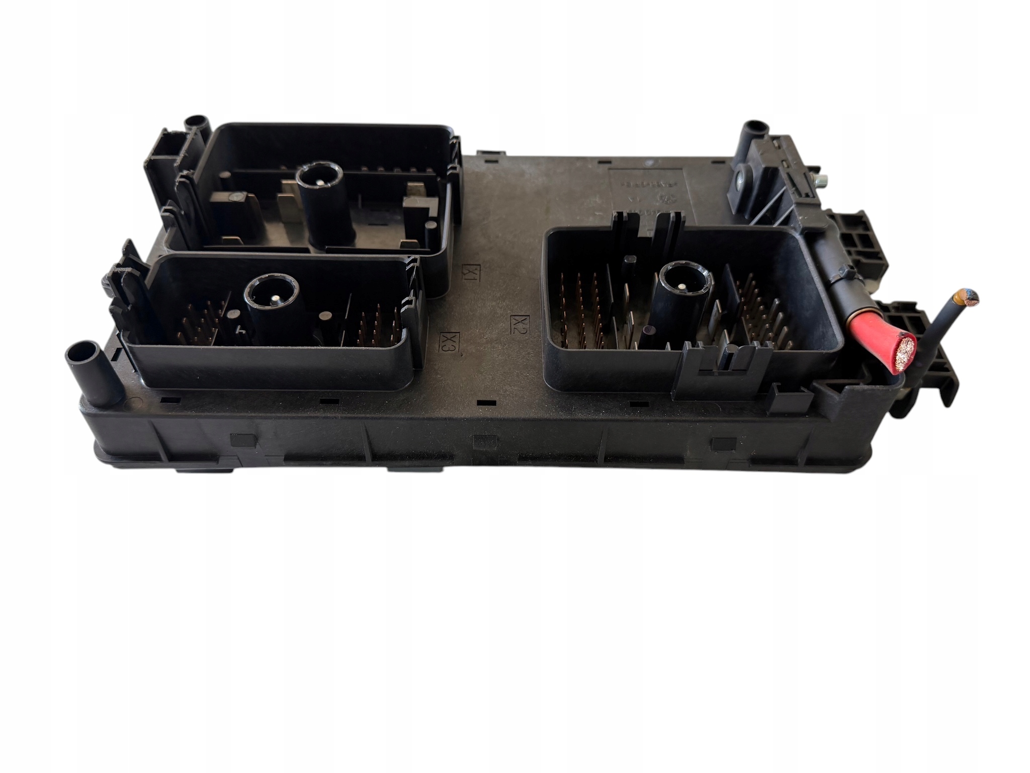 Module fusibles OPEL INSIGNIA A 13275882