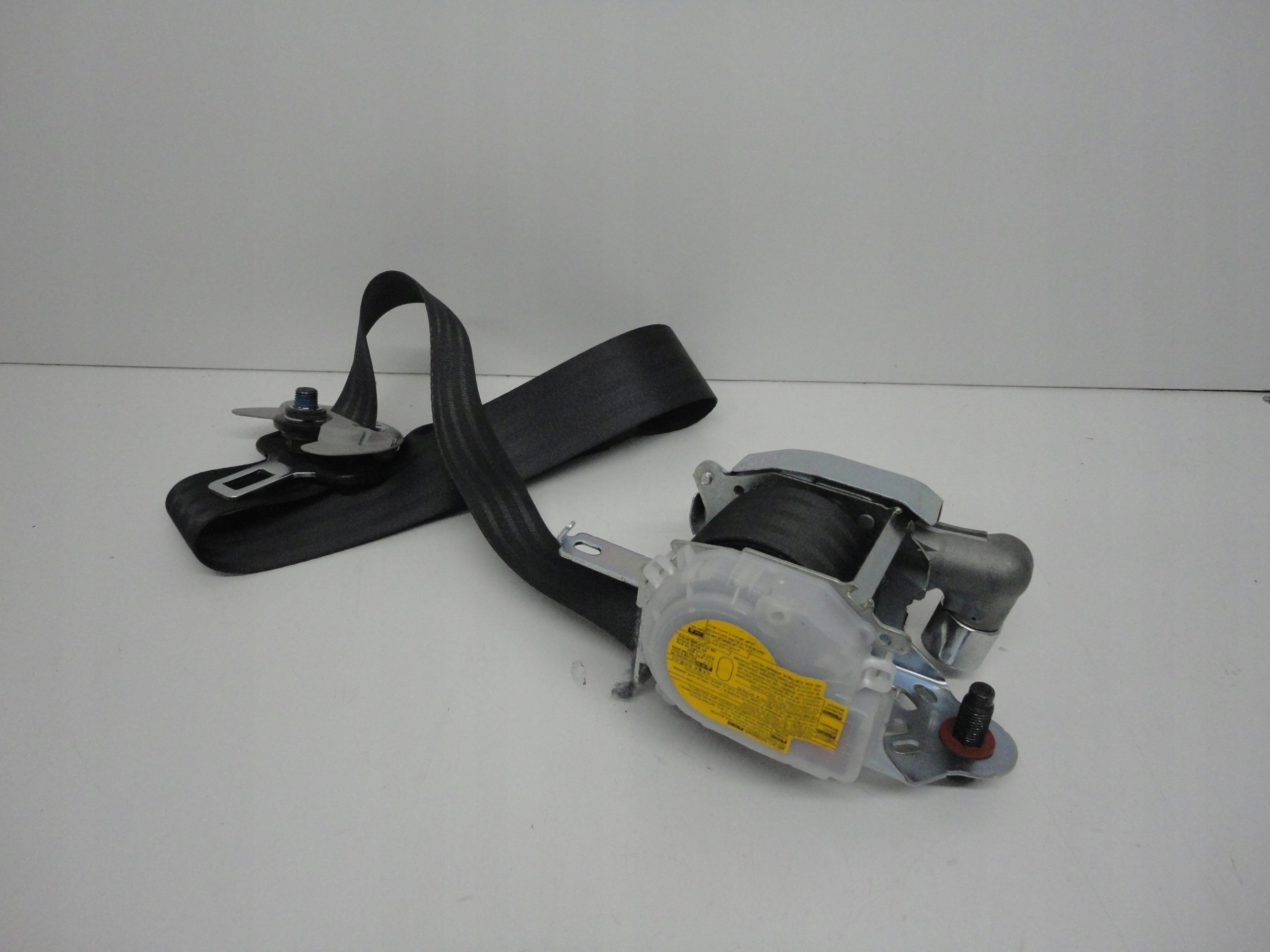 KIA CEED II передний правый ремень 88820-A2000 2012-17R