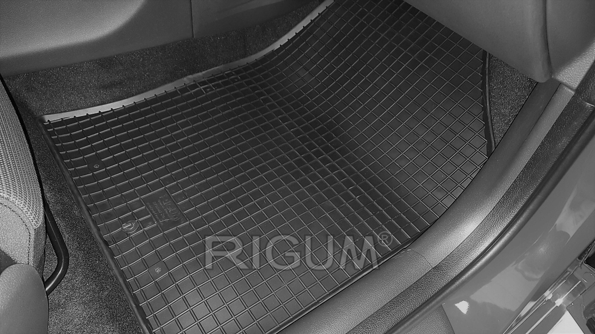 Zestaw dywaników do KIA Ceed SW od 2018 Numer katalogowy producenta 904048415063