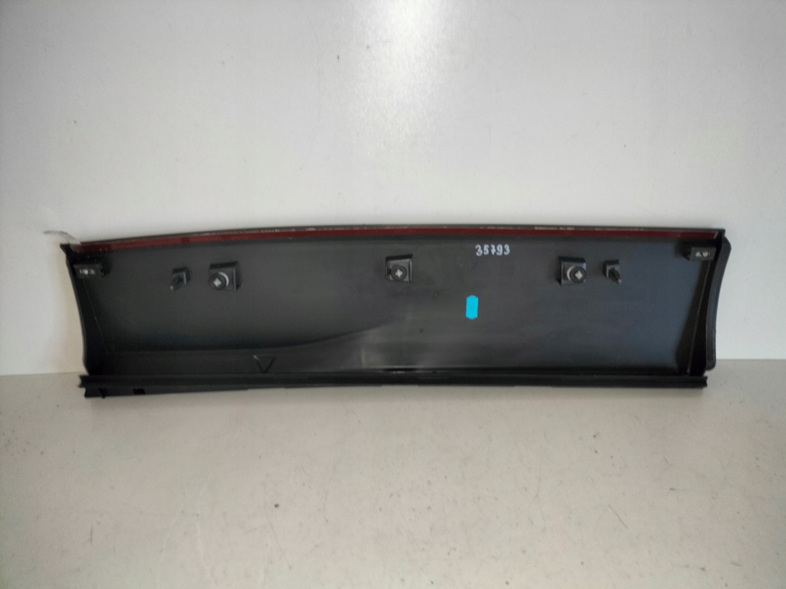 moulding cap door rear part left VW TIGUAN III 24