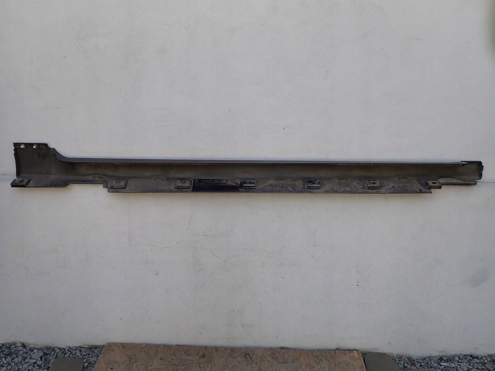 moulding threshold threshold left VW PASSAT B8 3G0853857