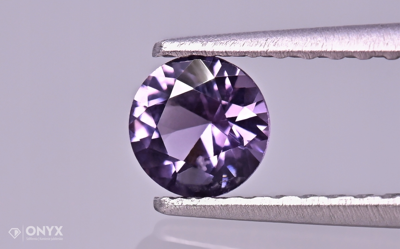 Spinel fazetovaný kulatý fi 4,5 mm