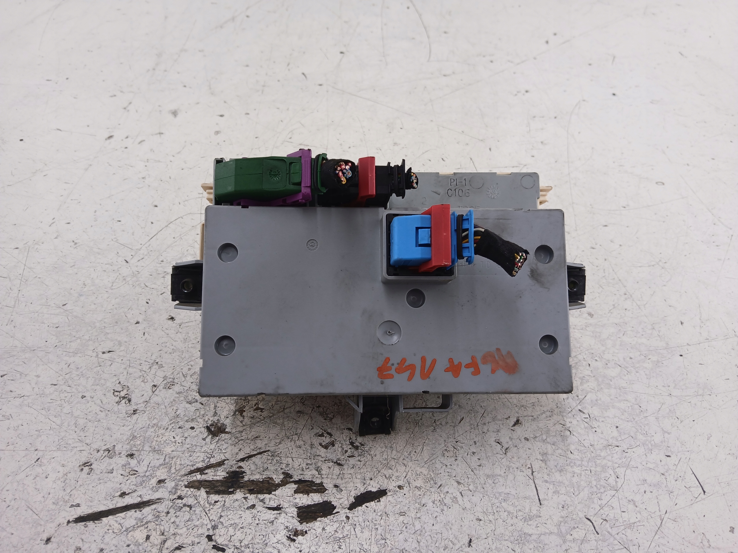 ALFA ROMEO 147 Module fusibles 60698109