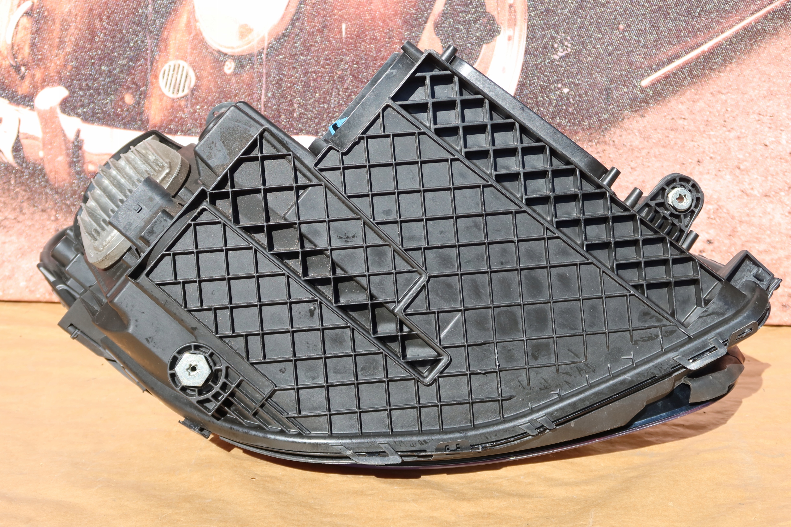 MERCEDES SL 231 9069700 LAMPA LAMPY Typ samochodu Samochody osobowe