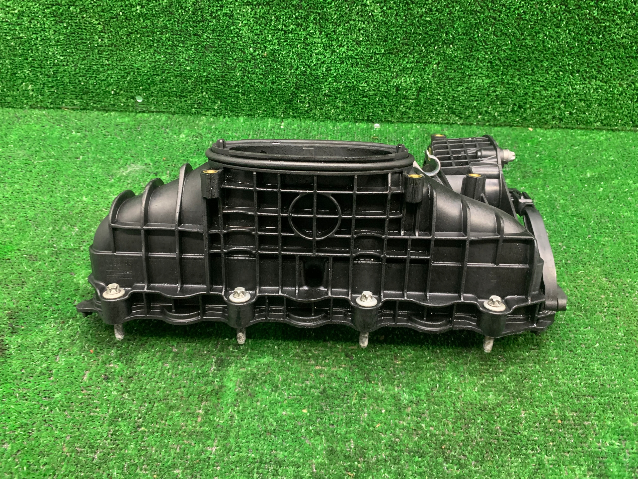 MERCEDES intake manifold A6510900037 2.2 cdi 2.1