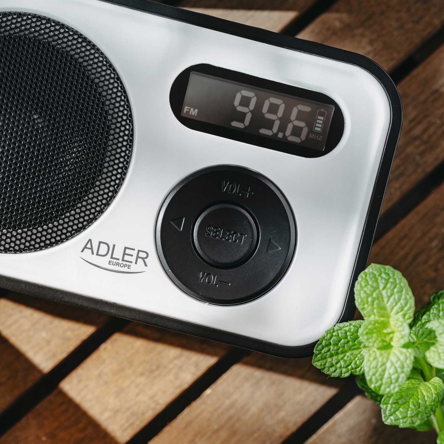 Radio Cyfrowe AD 1906 PLL AM/FM Automatyczne Strojenie Budzik LCD