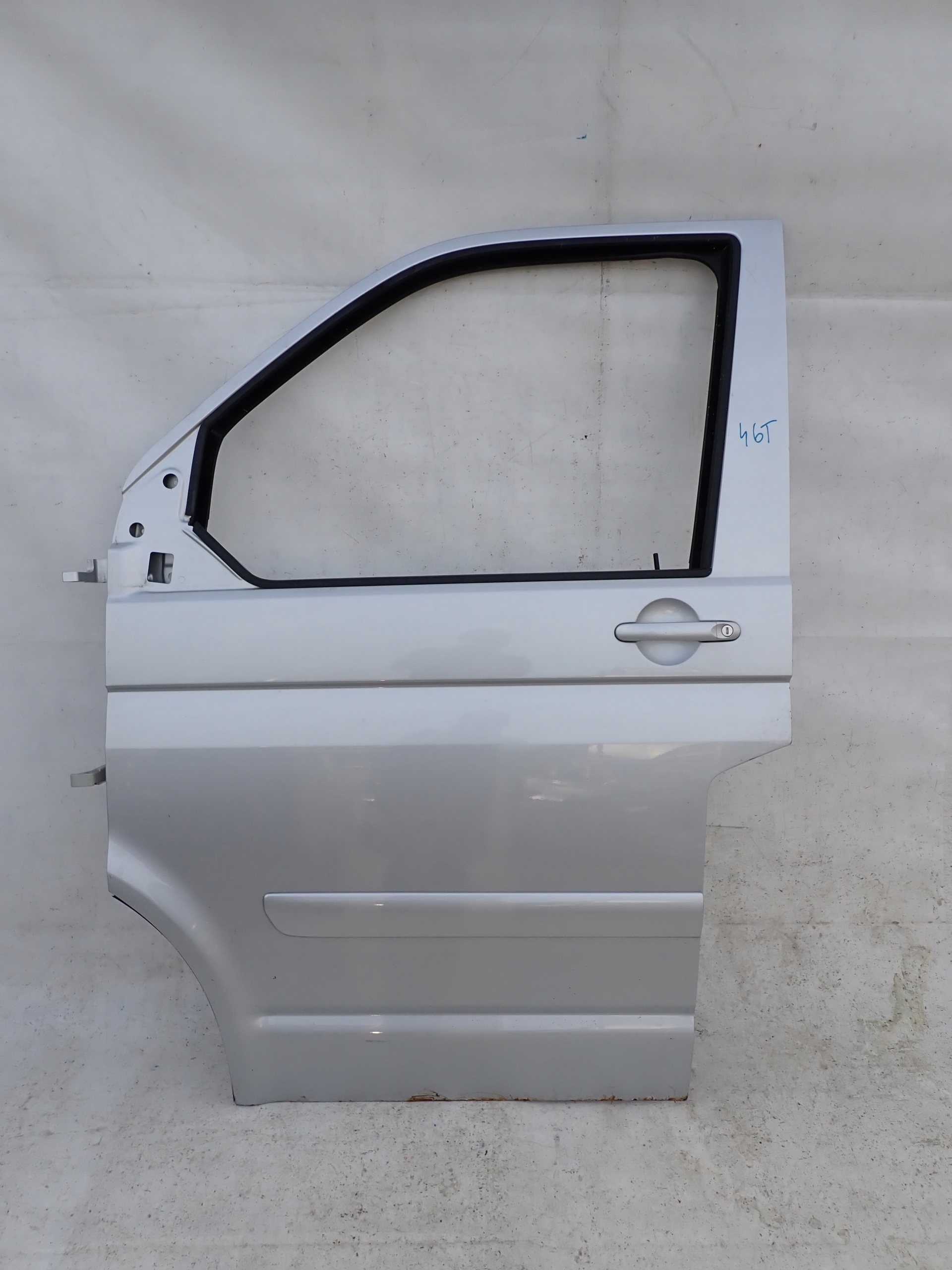 VW T5 03- dveře levé předek přední