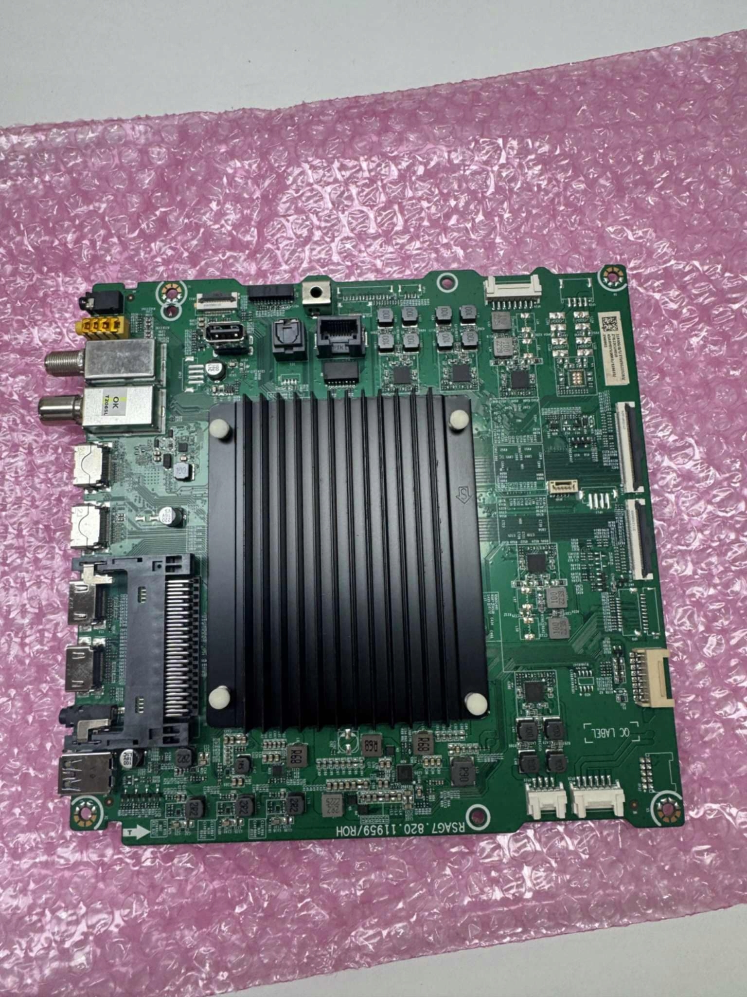 Základní deska pro Tv 65A9HEVS Atag (HT319300)