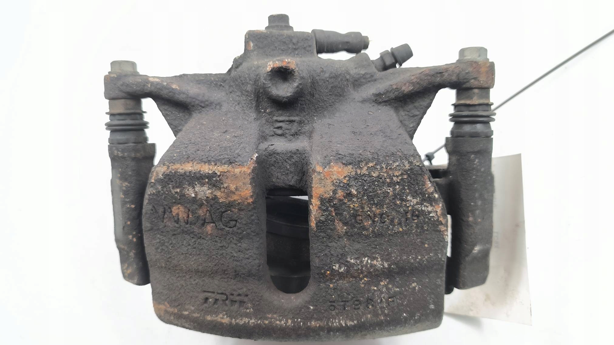 caliper brake front left 2.0 TDI VOLKSWAGEN PASSAT B8