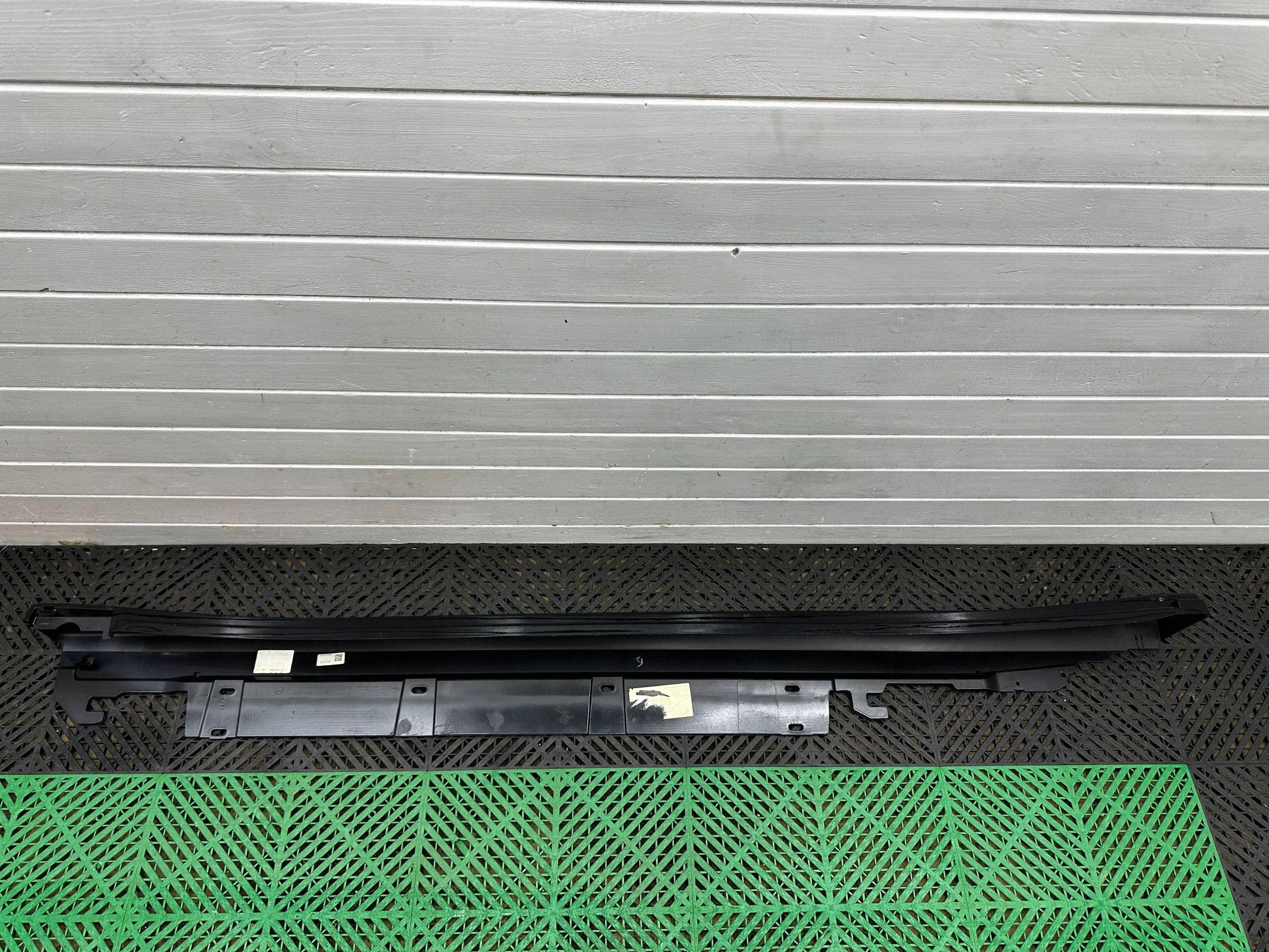 moulding threshold right Mini Countryman U25 5A62D06