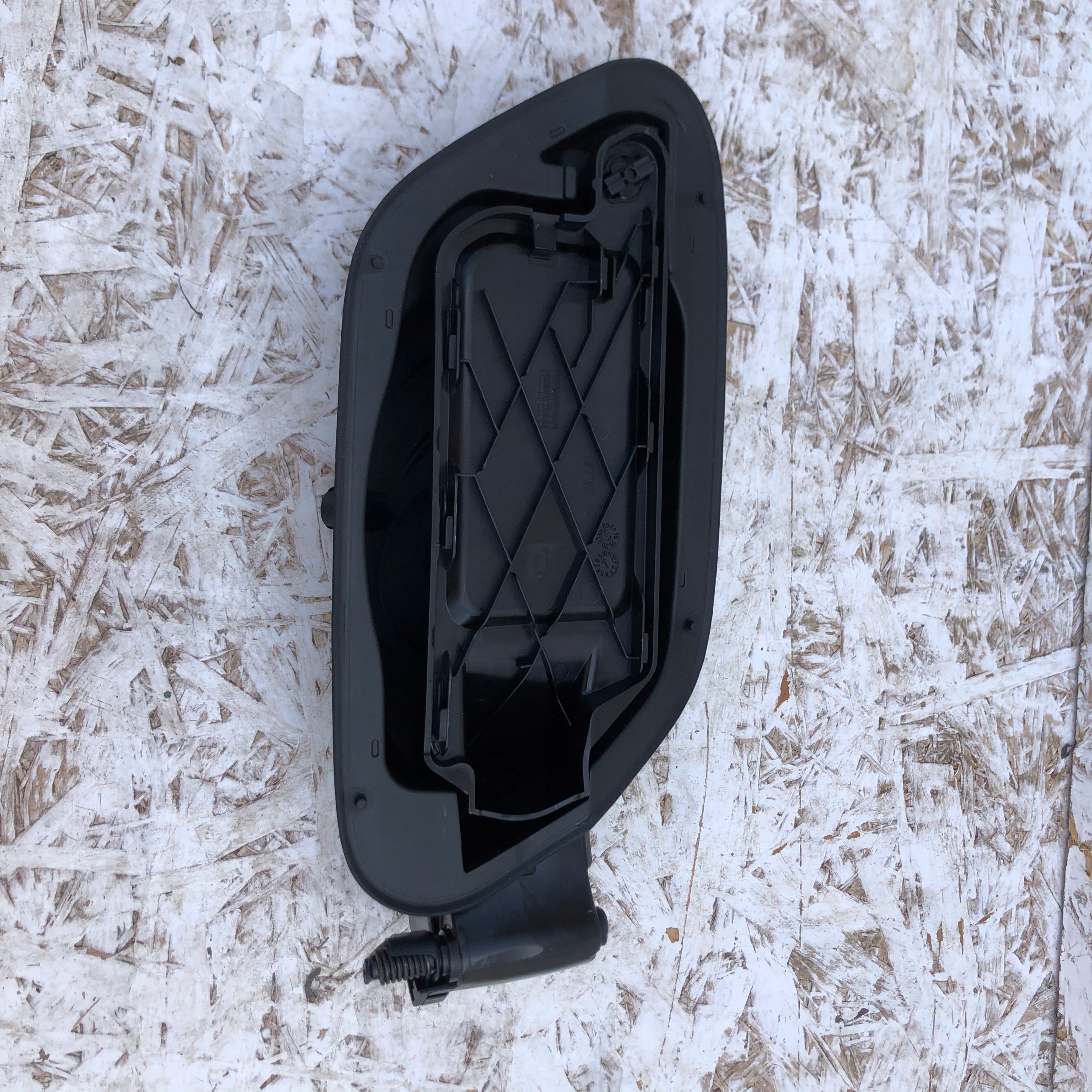 Volkswagen OEh0809857 лючок залива топлива