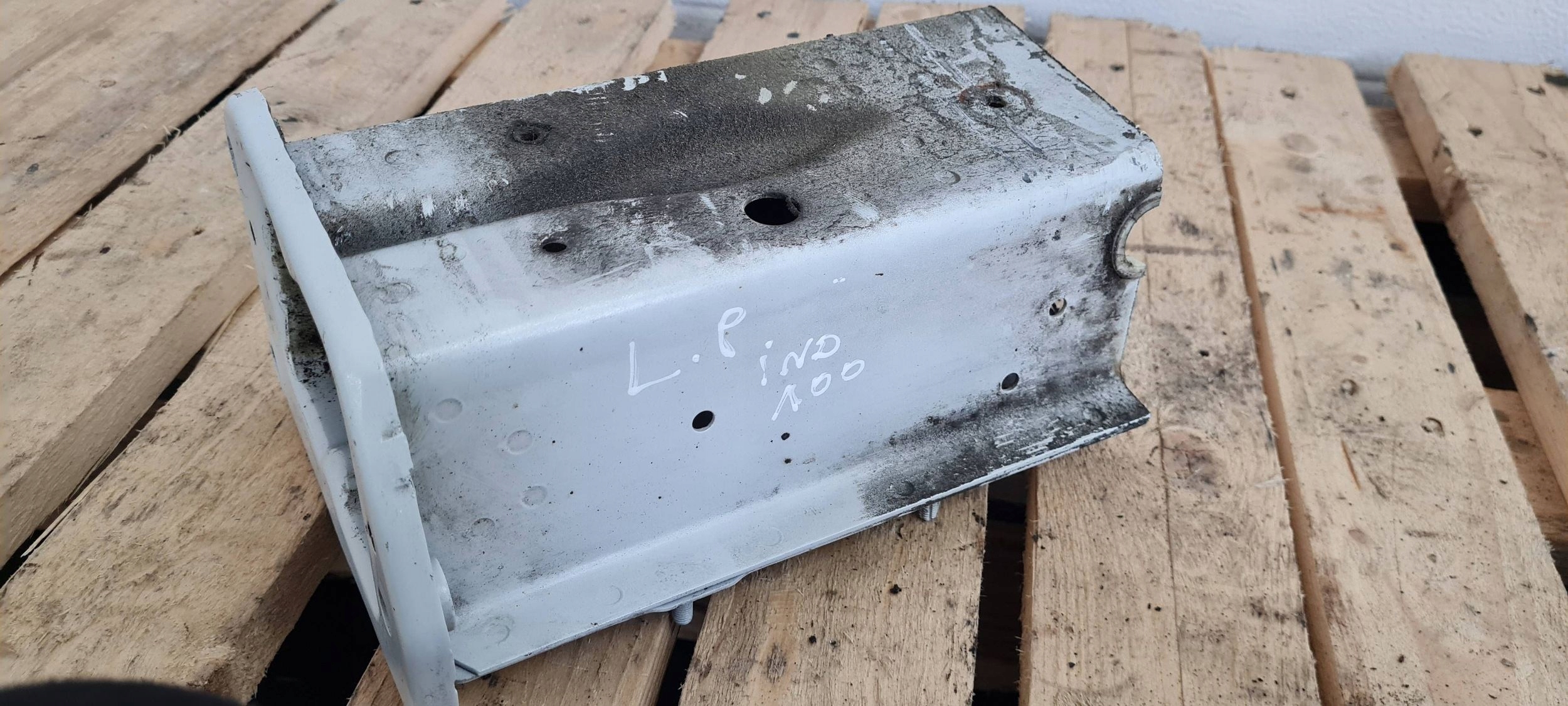 A5 8T LIFT S5 quarter left left front LS9R A4 B8 S4