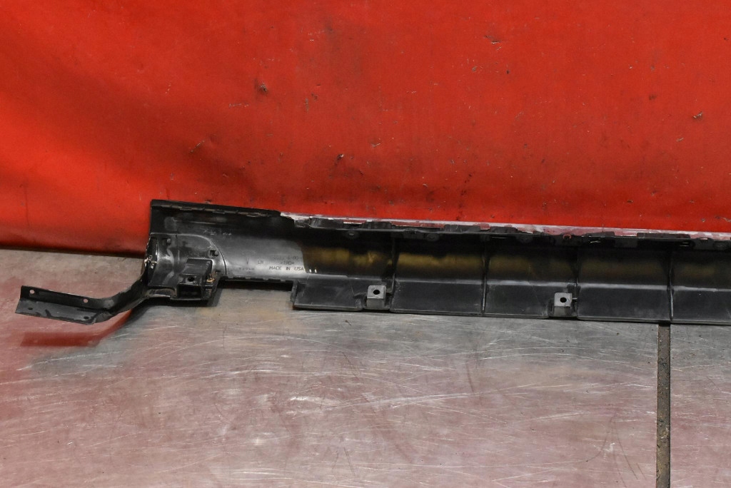cap threshold left black 6005874-00-G TESLA MODEL S LIFT 16-21