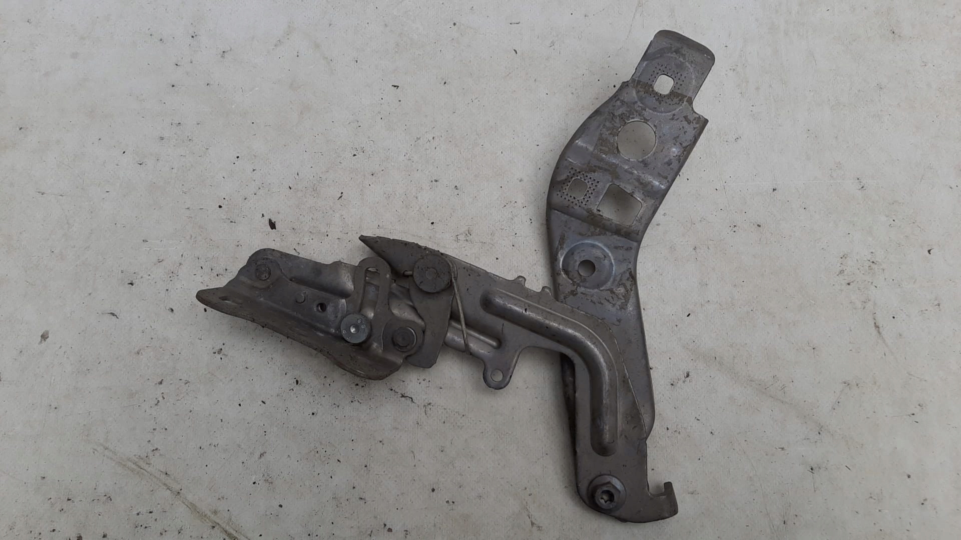 MERCEDES A-KLASA W177 18- left hinge bonnets