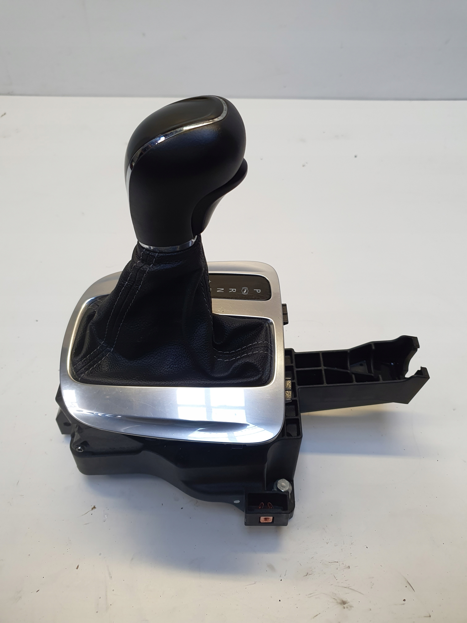 ASTRA K РУЧКА РЫЧАГА ПЕРЕКЛЮЧЕНИЯ ПЕРЕДАЧ АВТОМАТ