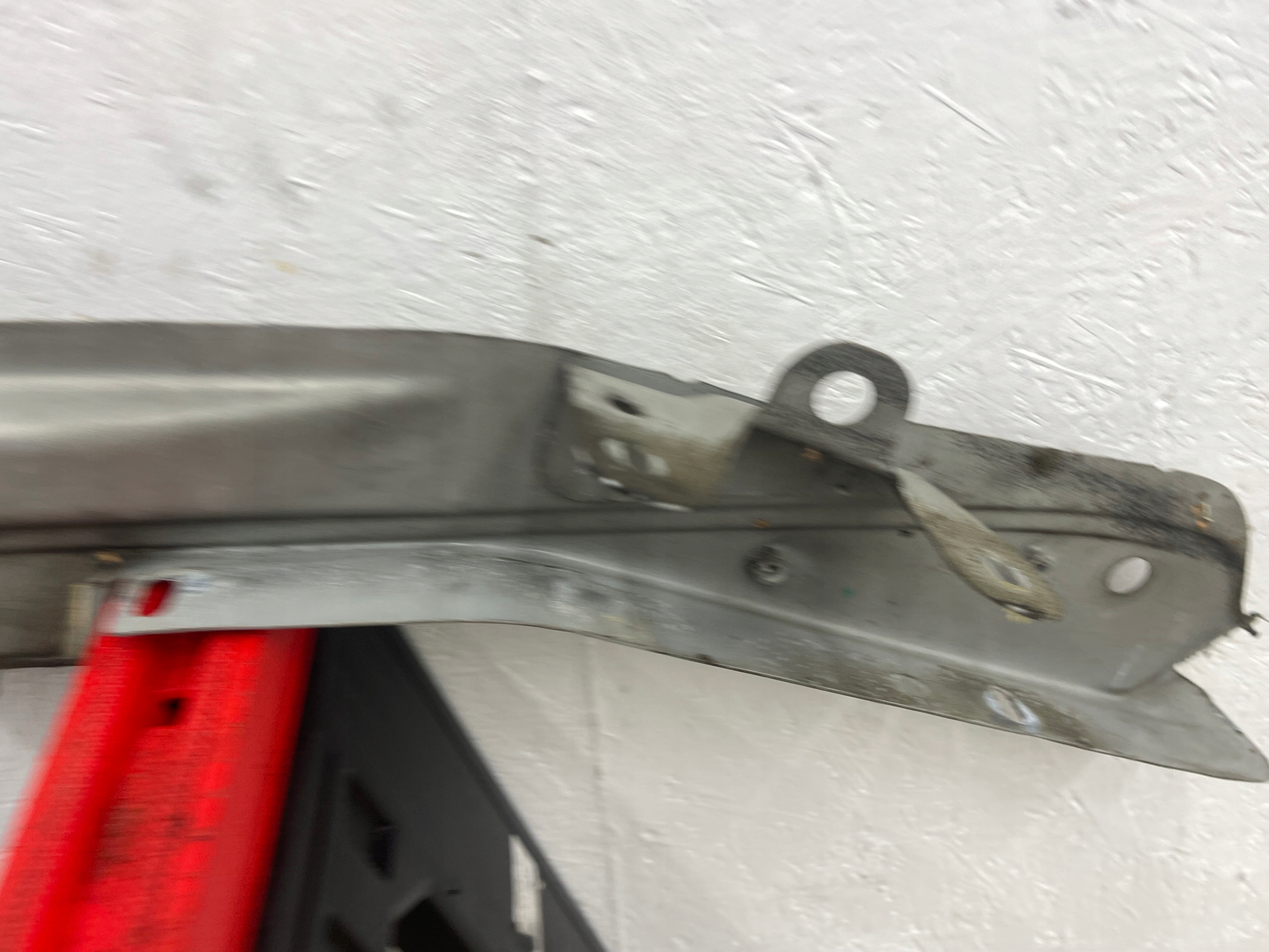 Console Support plaque Aile Gauche VW TOUAREG 7L 7L6805175D LA7W