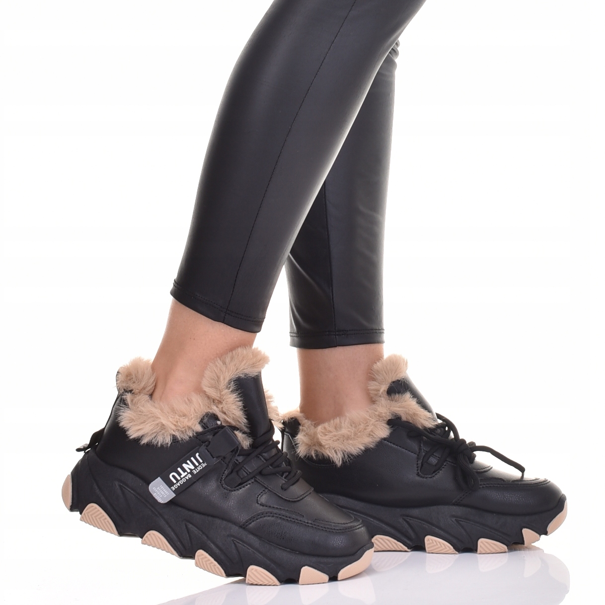 KOZAKI ŚNIEGOWCE SKÓRZANE FUTERKO DAMSKIE BUTY ZIMOWE SPORTOWE Rozmiar 40