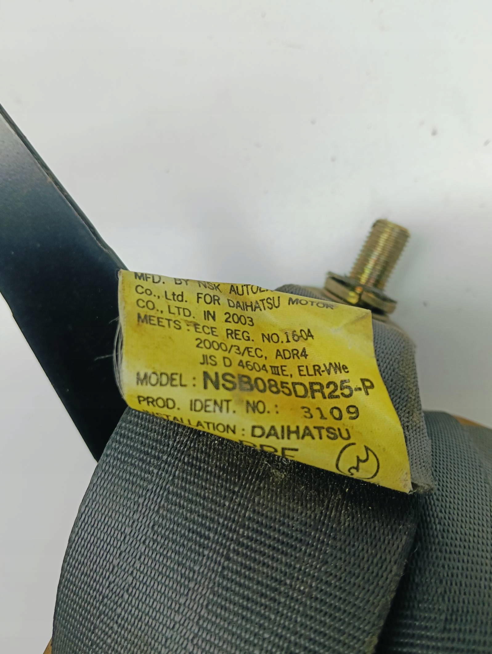 tension belt safety right front DAIHATSU TERIOS 03r